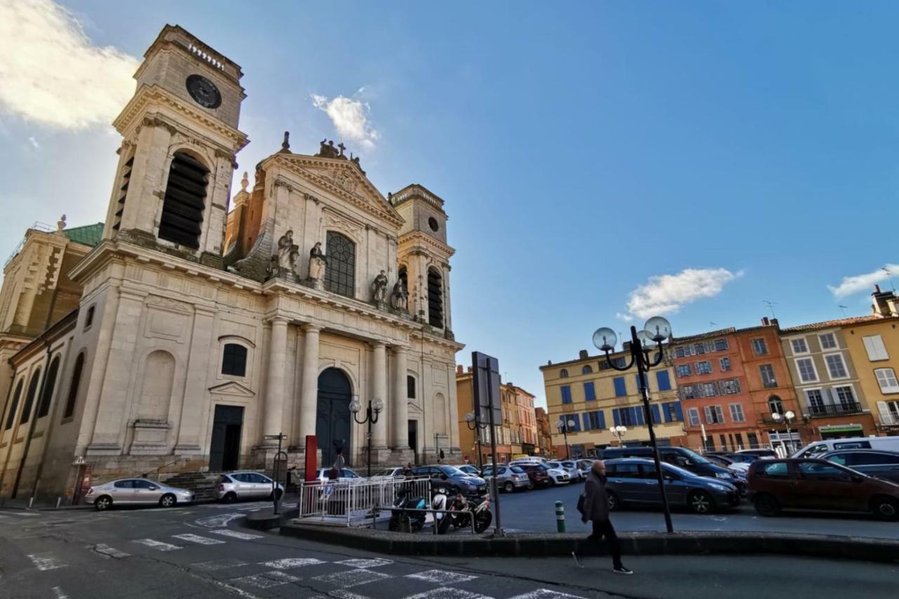 Le bon'appart - 50m de la cathédrale Montauban Esterno foto